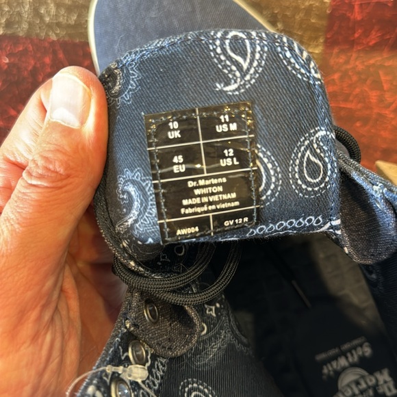 NEW WITH TAGS - Dr Martens Whiton Canvas Indigo 8-hole boots - amazing boots - Picture 6 of 14